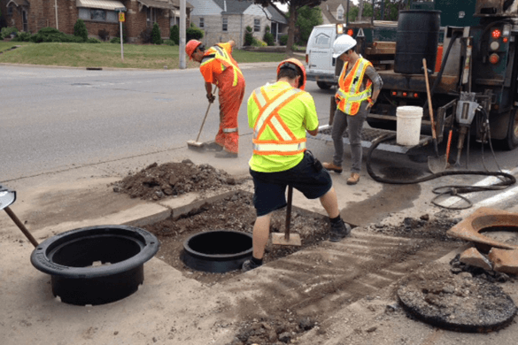 How to install Manhole