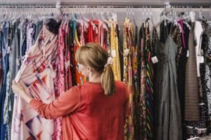 5 Tips for Buying Clothes on a Budget