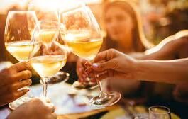 wellhealthorganic.com:alcohol-consumption-good-for-heart-health-new-study-says-no