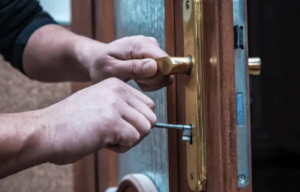 Tips for choosing a good emergency locksmith