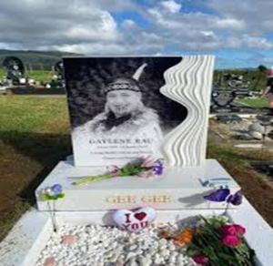 UNDERSTANDING THE DIFFERENT MONUMENT MATERIALS TO USE FOR YOUR LOVED ONES
