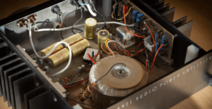 A 2-channel power amplifier
