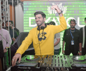 DJ Services: Setting the Right Mood for Your Party or Event