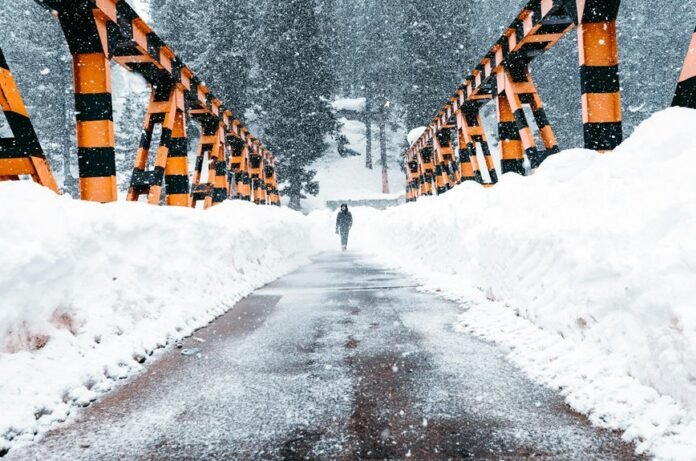 cosmic beam growth path