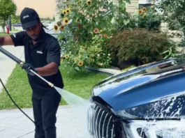 From Beach Sand to Showroom Shine: A Palm Beach Car Detailing Guide