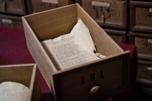access number archives listed ids